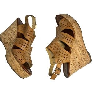 Seven7 Lauren Sandals Strappy Platform Cork Wedge Shoes Women's 6 Open Toe Camel